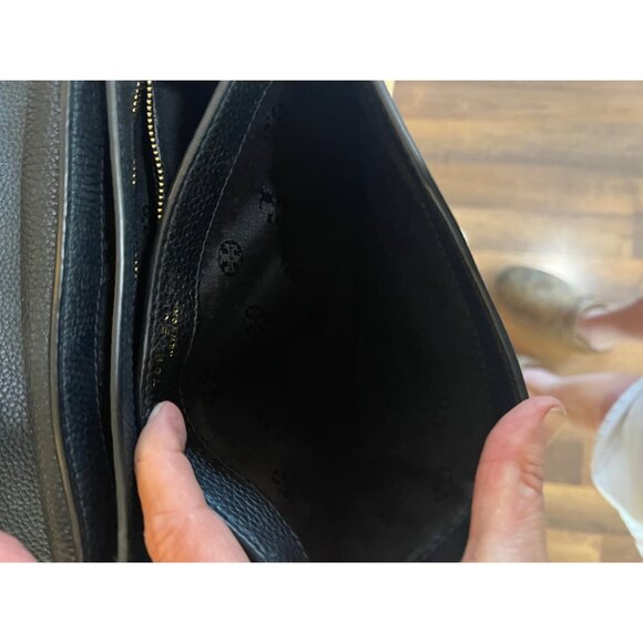 TORY BURCH BLACK LEATHER BRITTEN SHOULDER BAG - Picture 10 of 13